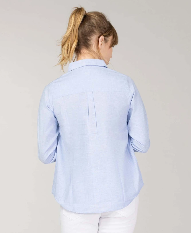 Chemisier Bleu Ciel Femme Fluide et Élégant - Modèle CARLINA2 5 Chemisier Bleu Ciel Femme Fluide et Élégant - Modèle CARLINA2 – Image 3