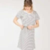Robe RANKO en Jersey Rayé avec Ceinture pour Femme -Terredemarins prod 10444 robe mc fond grege raye indigo ranko 666x812 fc7ea0111e0b