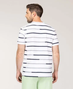 T-shirt Rayé pour Homme - Marinière Style Marin au Look Raffiné -Terredemarins prod 10472 tee shirt mc fond blanc raye indigo teodor 666x812 fc7ea0111e0b