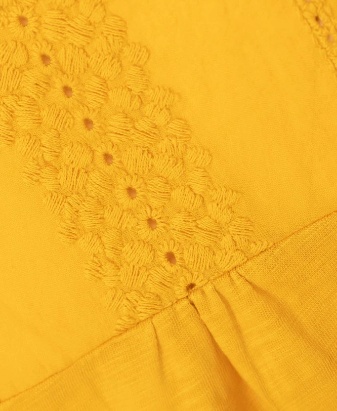 T-shirt Jaune en Coton Arum avec Broderie Anglaise et Volants 5 T-shirt Jaune en Coton Arum avec Broderie Anglaise et Volants – Image 3