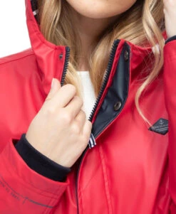 Ciré de Pluie Rouge Adulte - Veste Déperlante à Capuche avec Doublure Rayée -Terredemarins prod 3725 imper cire rouge marin tempete 666x812 fc7ea0111e0b