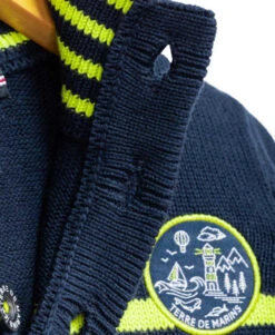 Pull Marin Bomarin pour Enfant - Rayé Bleu Marine et Blanc 7 Pull Marin Bomarin pour Enfant - Rayé Bleu Marine et Blanc -Terredemarins prod 385 pull fd bleu marin raye blanc bomarin 666x812 fc7ea0111e0b