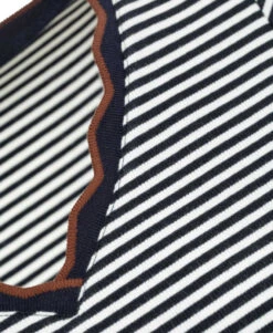 T-shirt Marinière Femme Col V Rayé Blanc et Indigo - Style Intemporel -Terredemarins prod 4705 tee shirt ml fond naturel raye indigo raies 666x812 fc7ea0111e0b