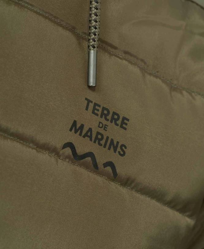 Doudoune Homme Kaki à Capuche Matelassée - Confort et Chaleur Hivernale 6 Doudoune Homme Kaki à Capuche Matelassée - Confort et Chaleur Hivernale – Image 4