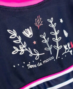 T-shirt de Bain Anti-UV Manches Longues Fille - Style Rayé & Confort 7 T-shirt de Bain Anti-UV Manches Longues Fille - Style Rayé & Confort -Terredemarins prod 5547 maillot de bain bleu monila 666x812 fc7ea0111e0b