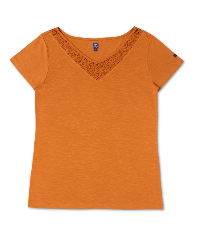 T-shirt ATRONI Femme Jaune Ambré à Col V et Détails Brodés 3 T-shirt ATRONI Femme Jaune Ambré à Col V et Détails Brodés