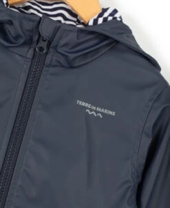 Ciré Imperméable Recyclé Bleu Marine pour Garçon - Protection Pluie 7 Ciré Imperméable Recyclé Bleu Marine pour Garçon - Protection Pluie -Terredemarins prod 6821 imper cire indigo gacirec 666x812 fc7ea0111e0b