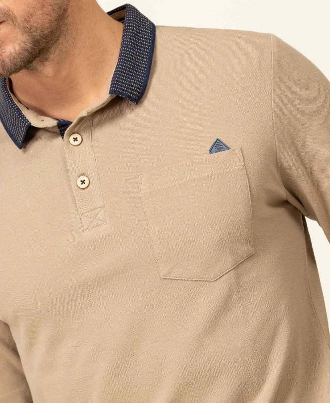 Polo Homme Manches Longues Beige en Maille Piquée Élégant 5 Polo Homme Manches Longues Beige en Maille Piquée Élégant – Image 3