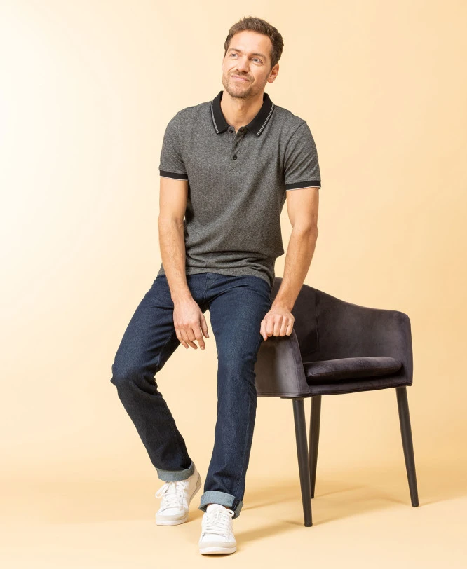 Polo Homme Gris Chiné - Style Casual Chic & Jersey Micro Jacquard 6 Polo Homme Gris Chiné - Style Casual Chic & Jersey Micro Jacquard – Image 4