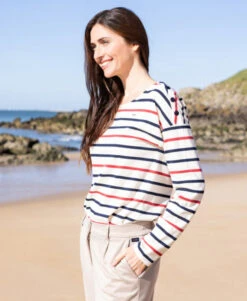T-shirt Manches Longues Rayé Multicolore pour Femme - Style Marin Chic -Terredemarins prod 9057 tee shirt ml fond grege raye rouge tossa 666x812 fc7ea0111e0b