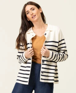 Gilet Rayé à Boutons Gravés pour Femme - Cardigan Chic et Confortable