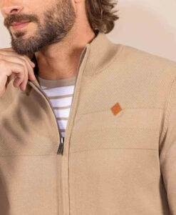 GUILEM Cardigan Beige - Gilet Homme Zippé Sophistiqué -Terredemarins prod 9366 cardigan tricot sable fonce guilem 666x812 fc7ea0111e0b