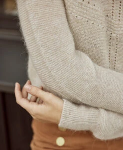 Pull Femme Made In France en Alpaga et Laine - Maille Ajourée Beige Kaliso -Terredemarins prod 9523 pull beige kaliso 666x812 fc7ea0111e0b