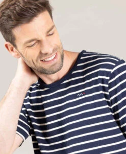 ECOHOK Marinière pour Homme à Manches Courtes - Bleu Marine et Rayures Grège 7 ECOHOK Marinière pour Homme à Manches Courtes - Bleu Marine et Rayures Grège -Terredemarins prod 9771 mariniere mc fond indigo raye grege ecohok 666x812 fc7ea0111e0b